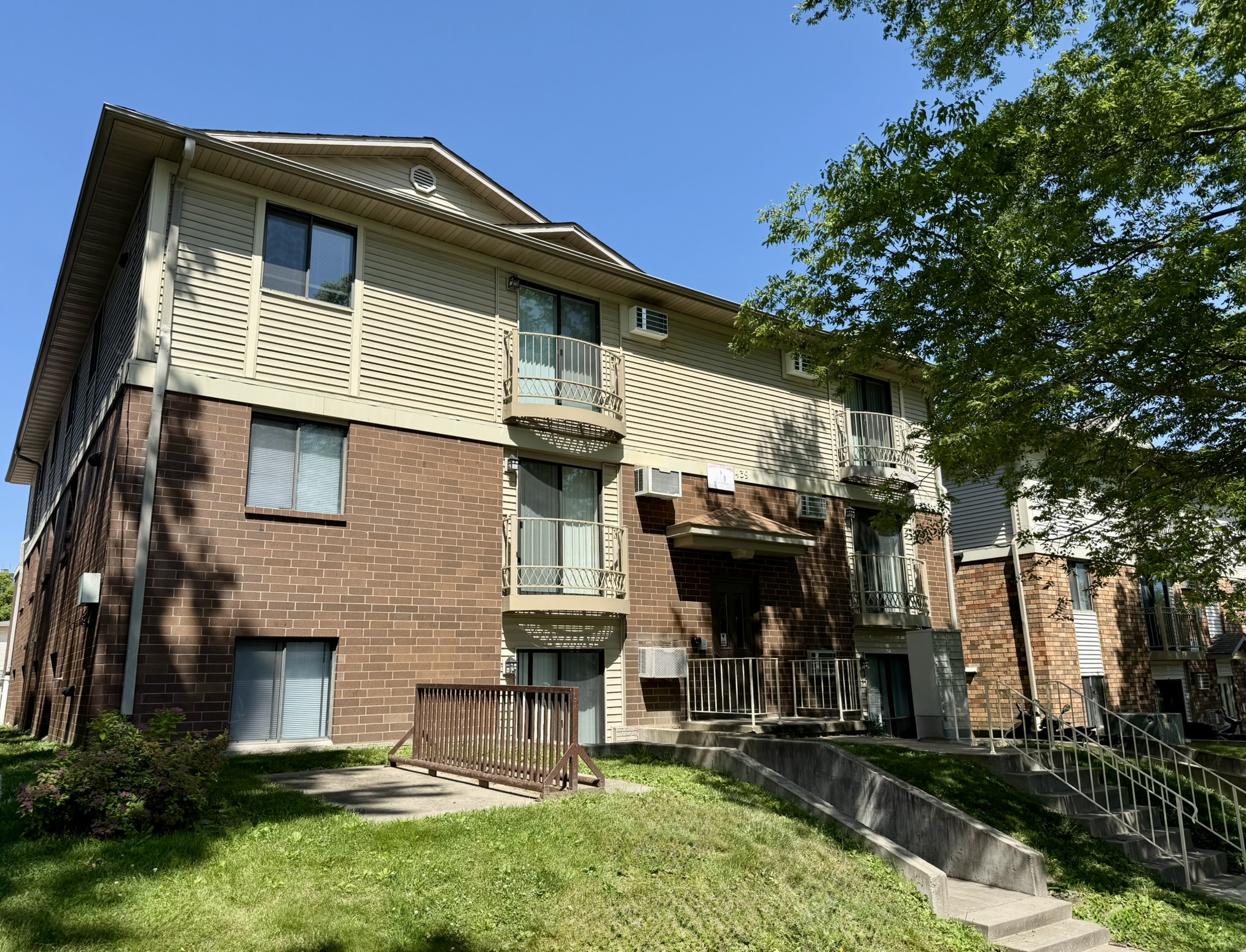 439 S Johnson Street – 3.1