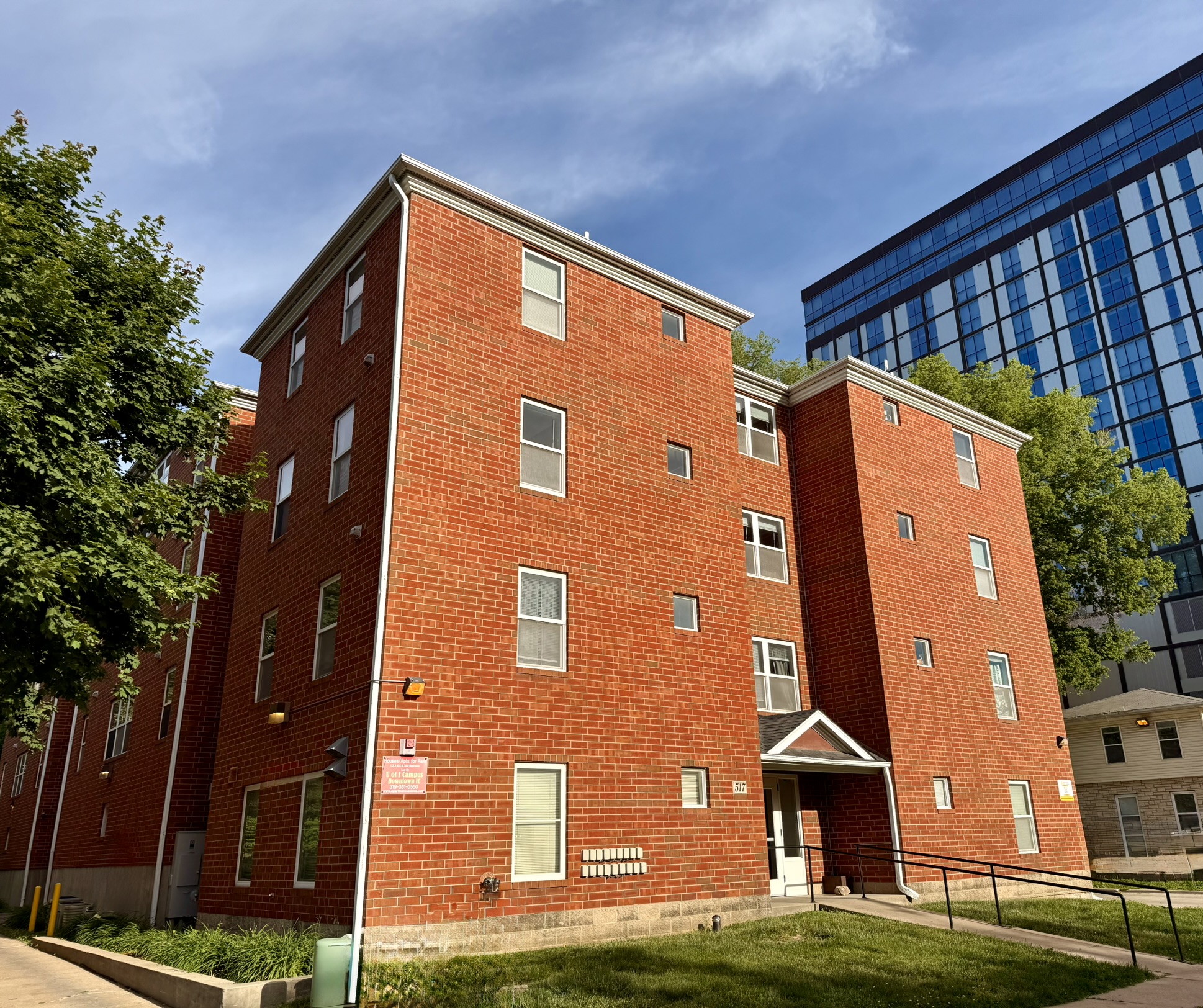 517 S Linn Street – 4.2